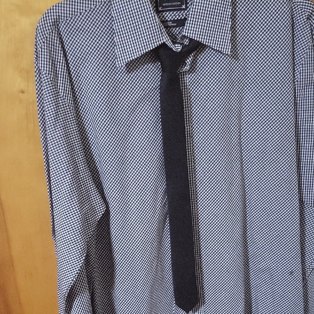 Eighty Eight Black and White Checkered Dress Shirt